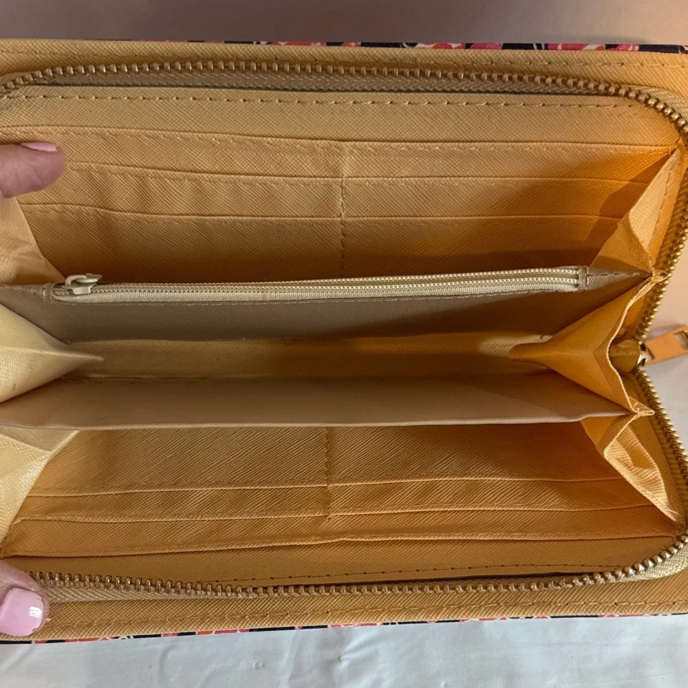 Simply Southern Navy Wallet with Pink Sea Turtle Print - Picture 3 of 4